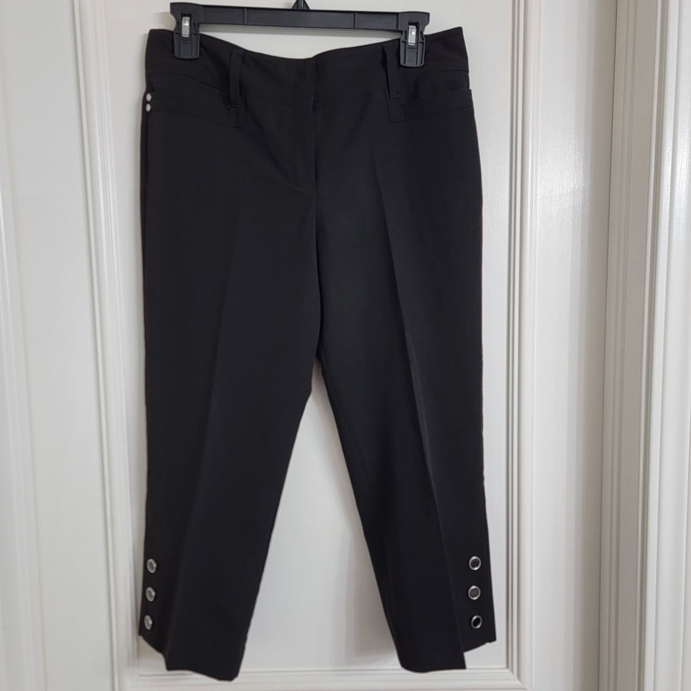 Sharagano Black Cropped Capri Dress Pants. Sz-6